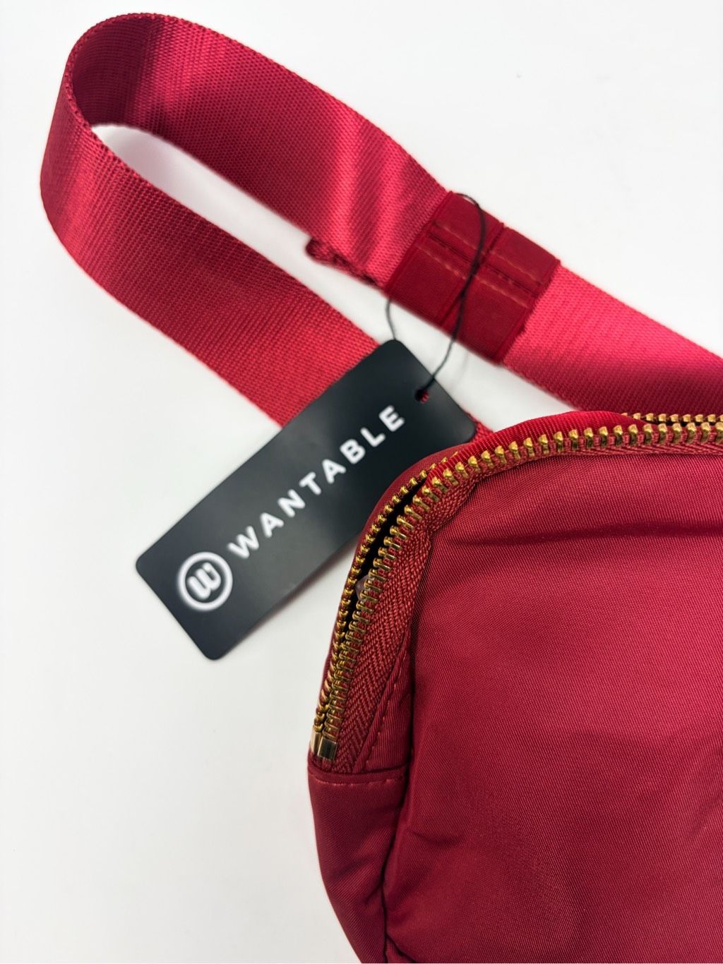 Nwt Wantable Nylon Cozytober Crossbody Belt Bag In Burgundy — image 4 of 7